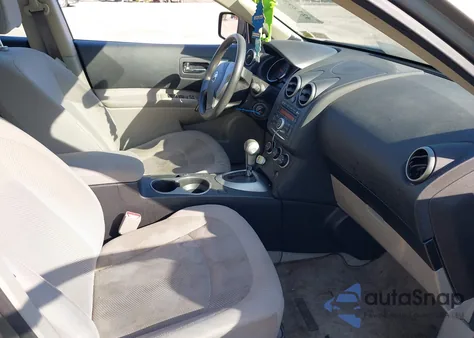 2014 Nissan Rogue Select S z USA, uszkodzony, nr VIN JN8AS5MV3EW708141